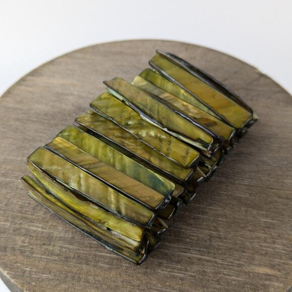 Vintage Abalone Shell Stretch Cuff Bracelet Green Pearlescent Iridsecent Natural - Picture 6 of 8